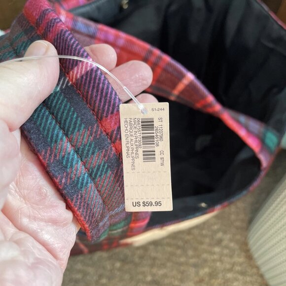 Victoria's Secret Holiday Plaid Faux Sherpa Tote - NWT - Picture 5 of 5
